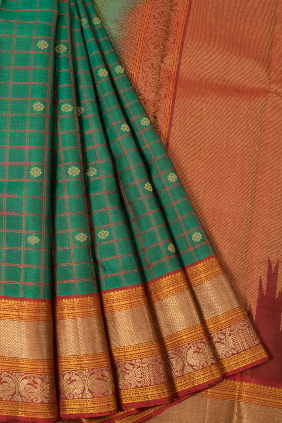 Green Handloom Thread work Kanjivaram Silk Saree  - Avishya