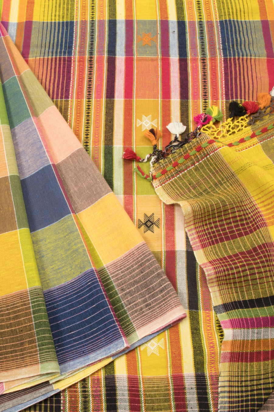 Multicolor Handloom Bhujodi Kala Cotton Saree - Avishya