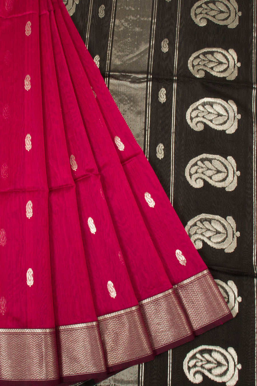 Red Handloom Maheshwari Silk Cotton Saree - Avishya