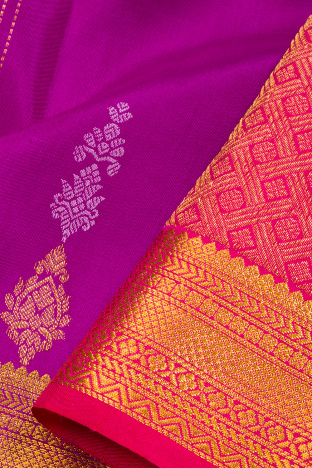 Persian Luxury Purple Handloom Kanjivaram silk saree - Avishya