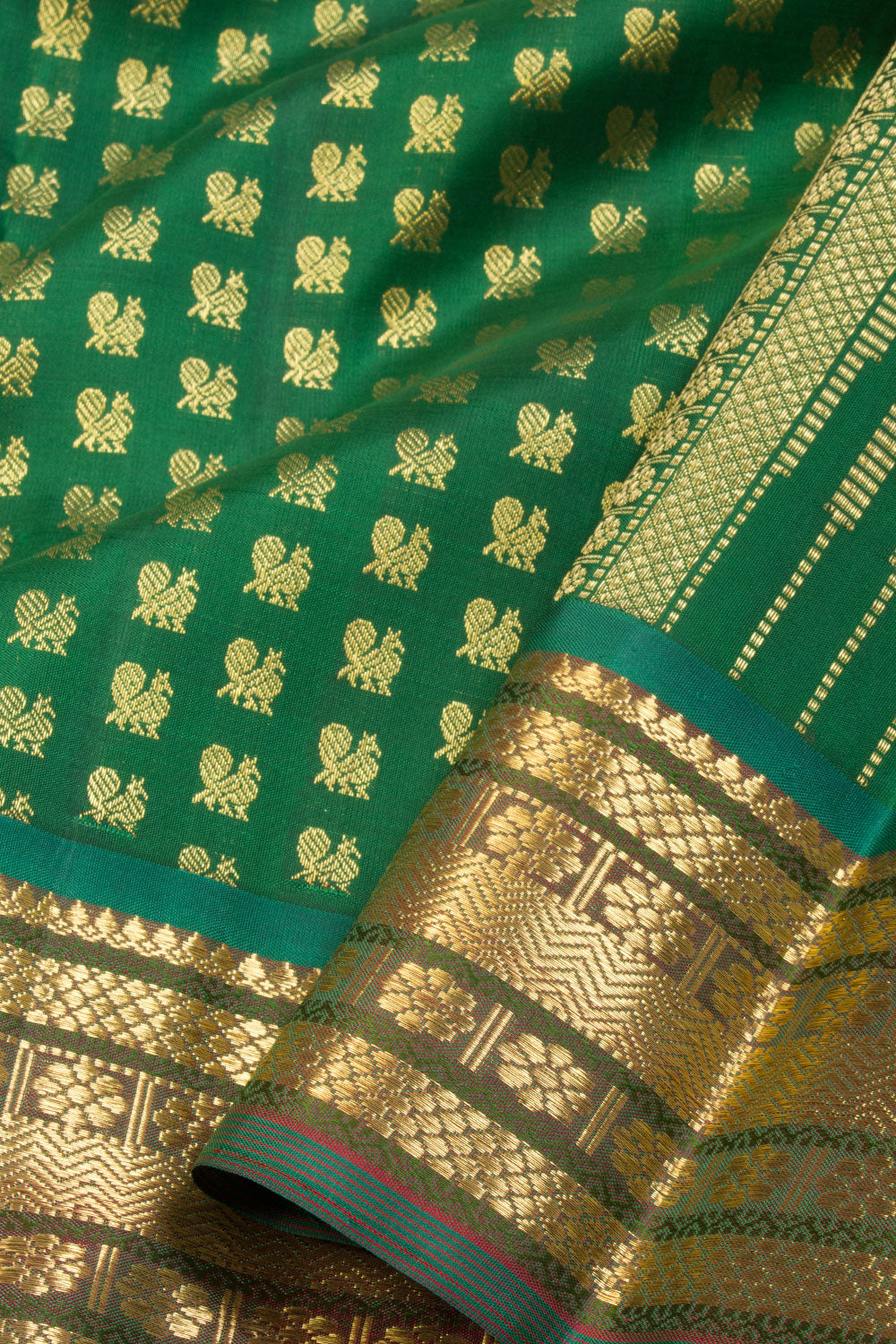 Castleton Green Handloom Bridal Kanjivaram silk saree - Avishya
