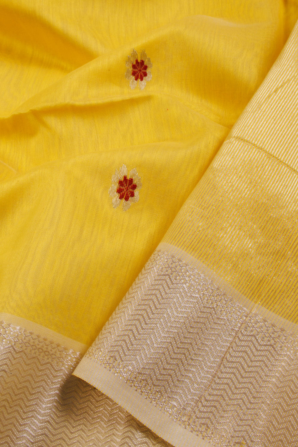 Yellow Handloom Maheshwari Silk Cotton Saree 10068642 - Avishya