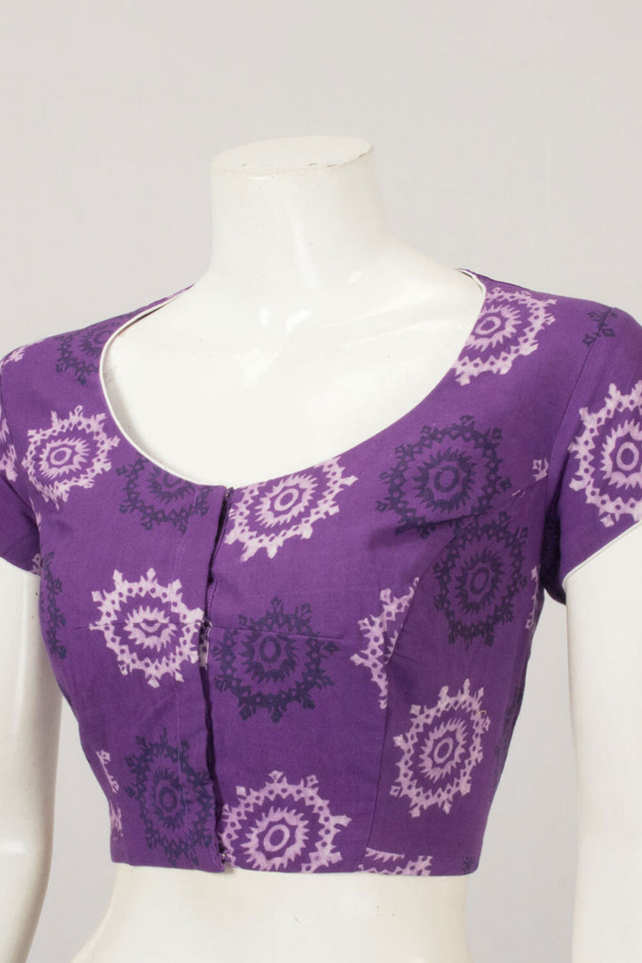 Shop Pure Handloom Sarees Online - Handwoven Fabrics – Avishya.com