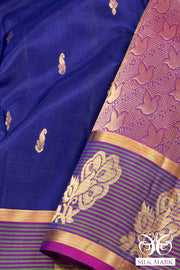 Blue Kanjivaram Pure Silk Saree with Contrast Pallu 10074894