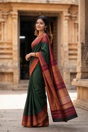 Green Ettukol Kanjivaram Silk Saree with Seepu Rekku Border 10077914