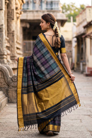 Black Kanjivaram Silk Saree with Zari Border 10078180