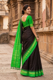 Brown Korvai Kanjivaram Pure Silk Saree with Temple Border 10077908