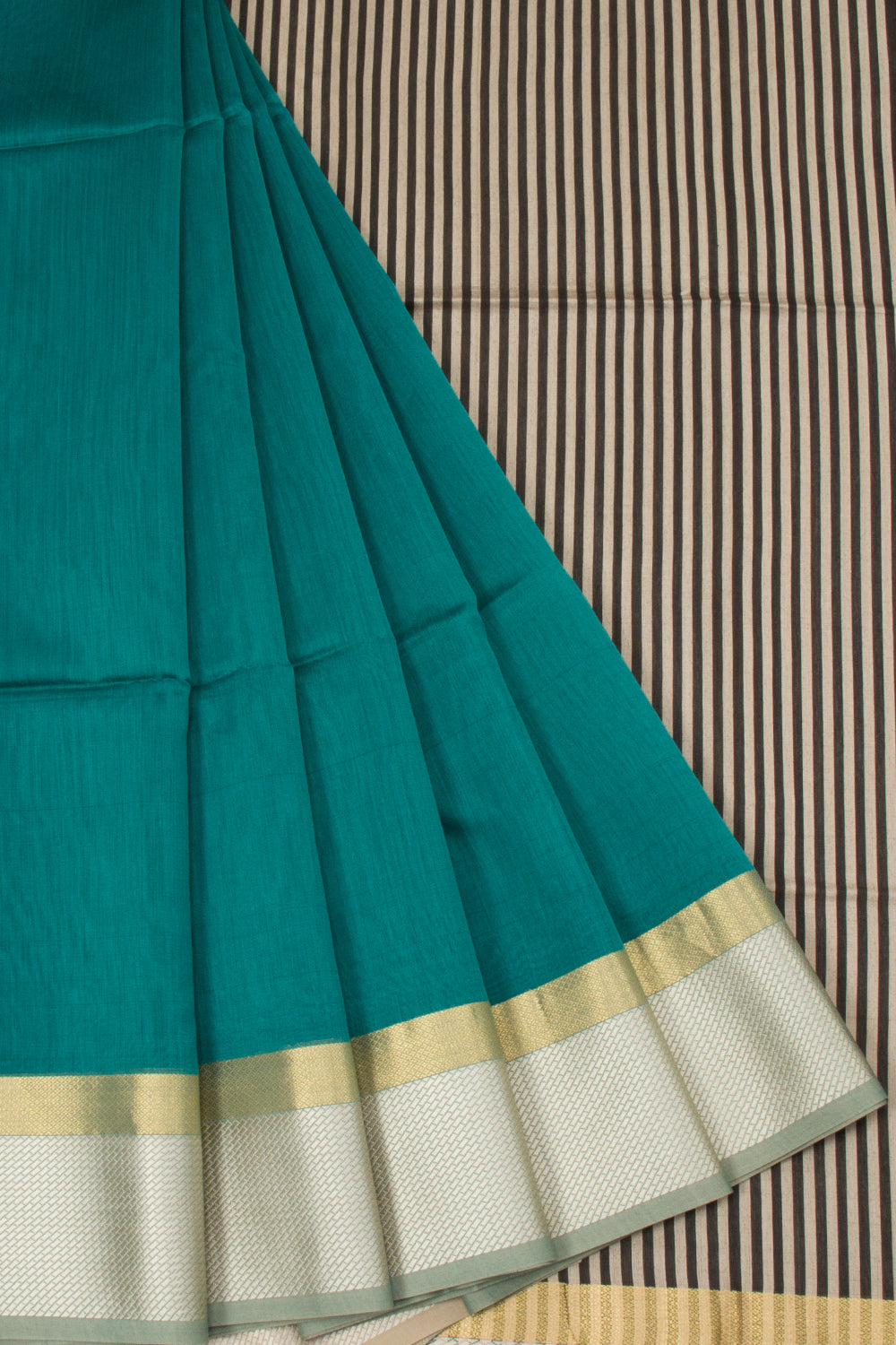 Teal Green Handloom Maheswari Silk Cotton Saree 10062618