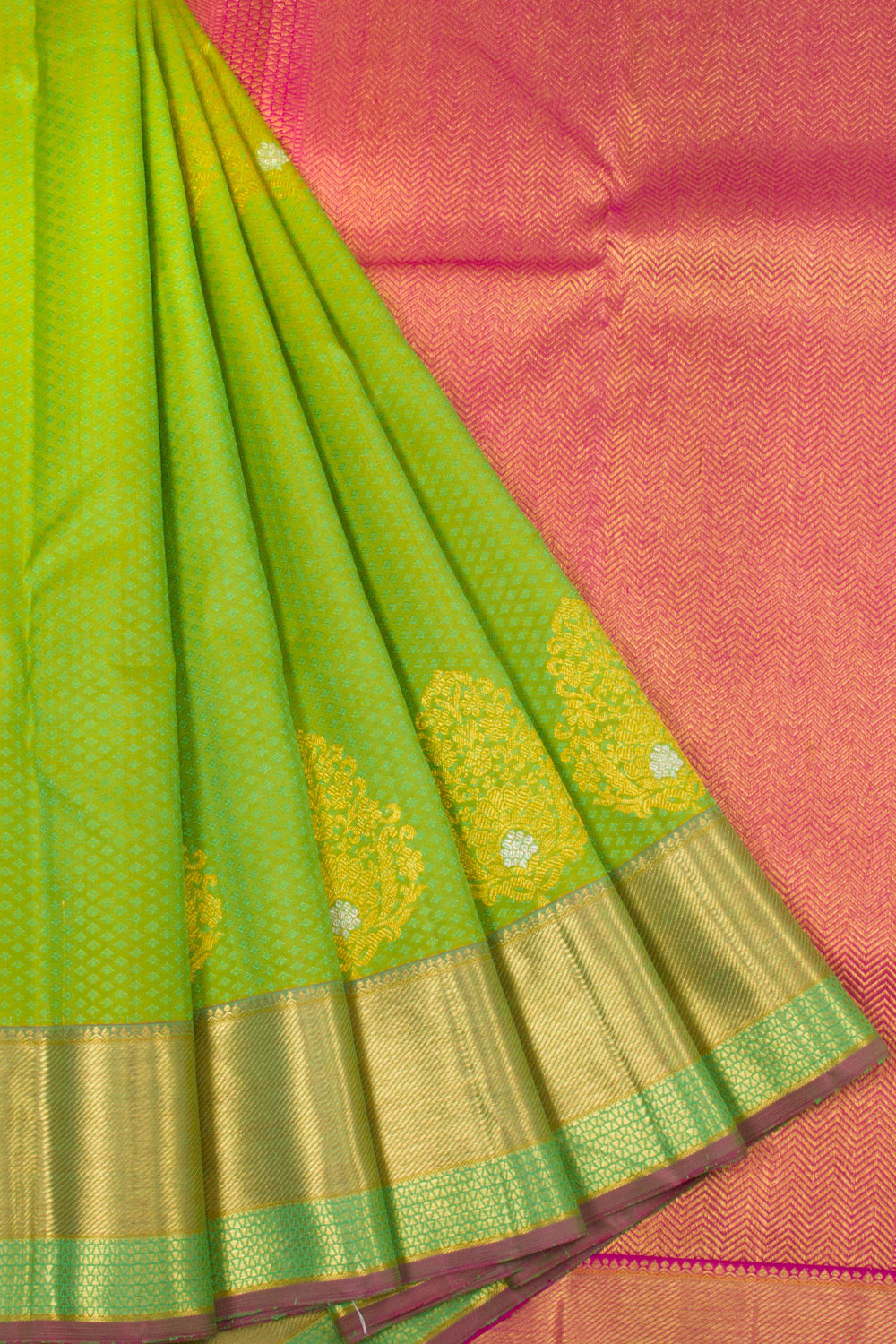 Lawn Green Pure Zari Jacquard Kanjivaram Silk Saree 10063076