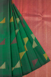 Jungle Green Pure Zari Kanjivaram Silk Saree 10063143