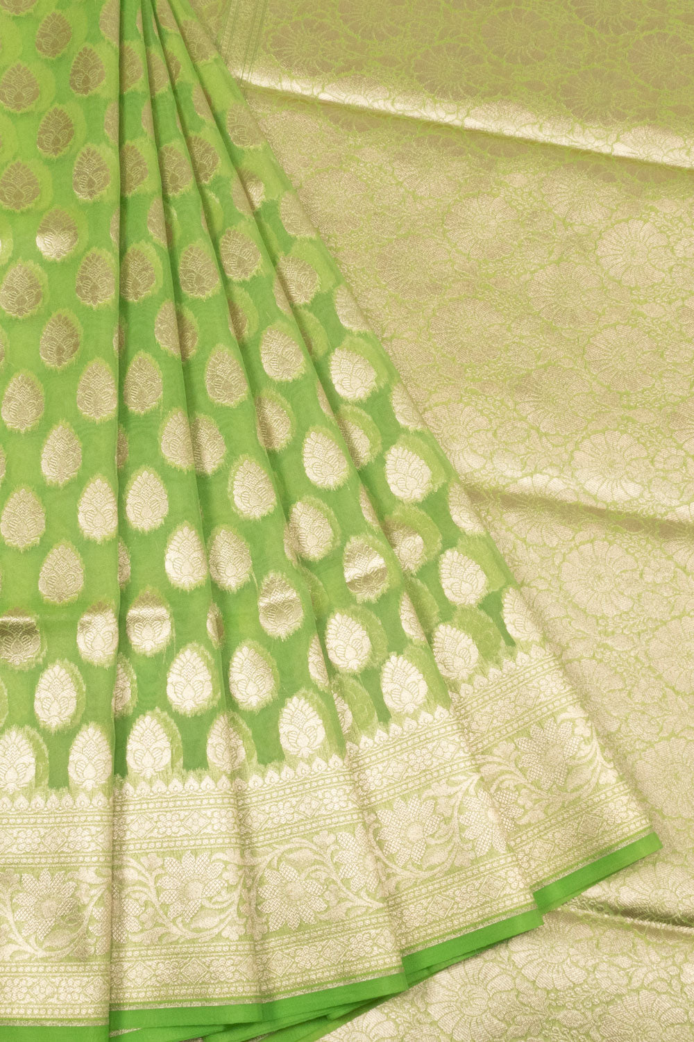 Cucumber Green Handloom Banarasi Katrua Kora Silk Saree 10063185