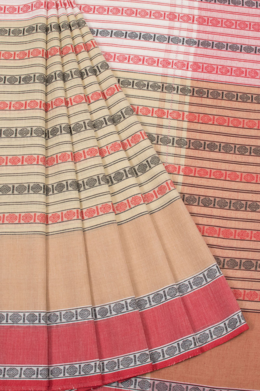 Sandal with Red Handloom Dhaniakhali Cotton Saree - 10063550