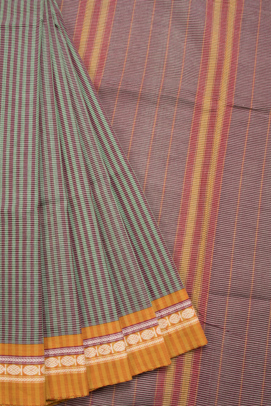Light Green Handloom Narayanpet Cotton Saree Without Blouse 10064388 - Avishya