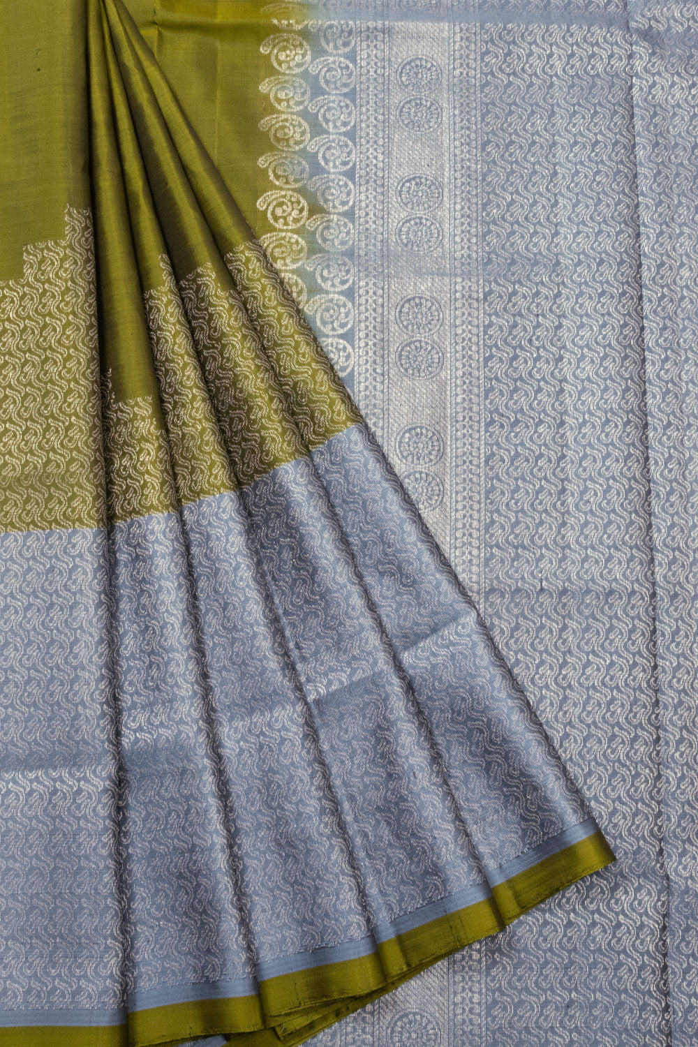 Algae Green Handloom Kanjivaram Soft Silk Saree 10065016