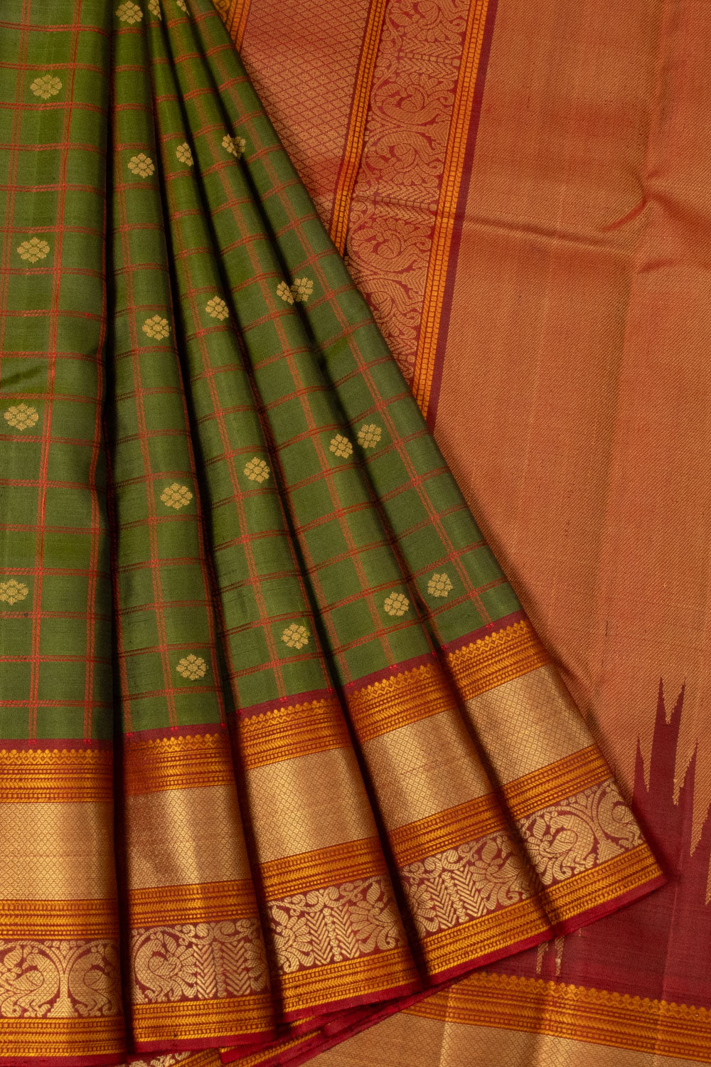 Forest Green  Handloom Thread work Korvai Kanjivaram Silk Saree  - Avishya
