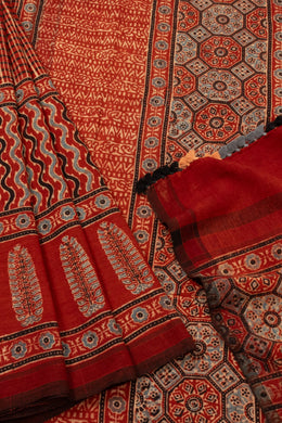 Red Handloom Bhujodi Kala Cotton Saree - Avishya