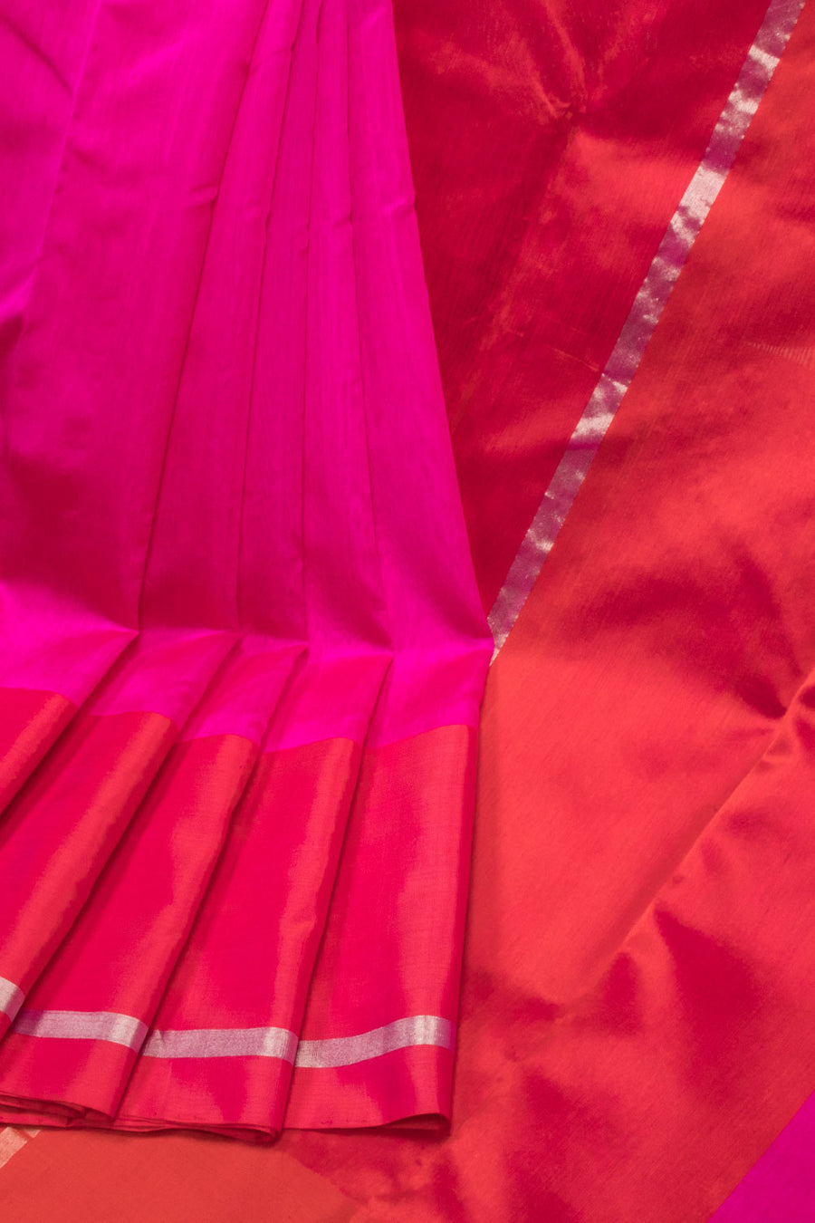 Magenta Handwoven Chanderi Silk Saree - Avishya