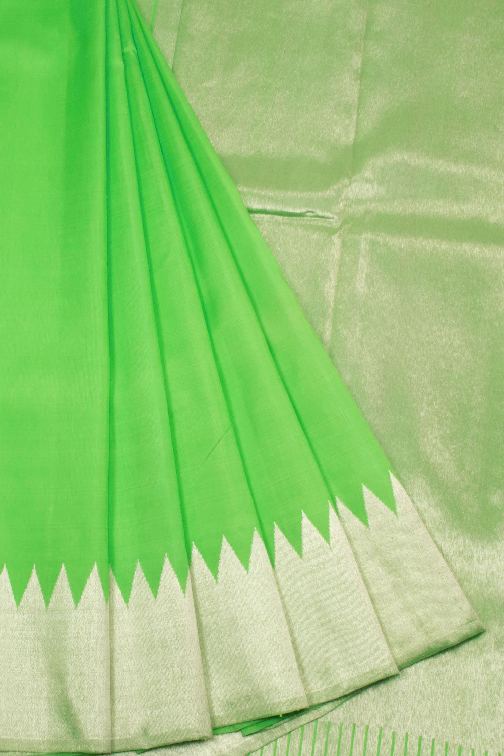 Green Bridal Kanjivaram Silk Saree - Avishya