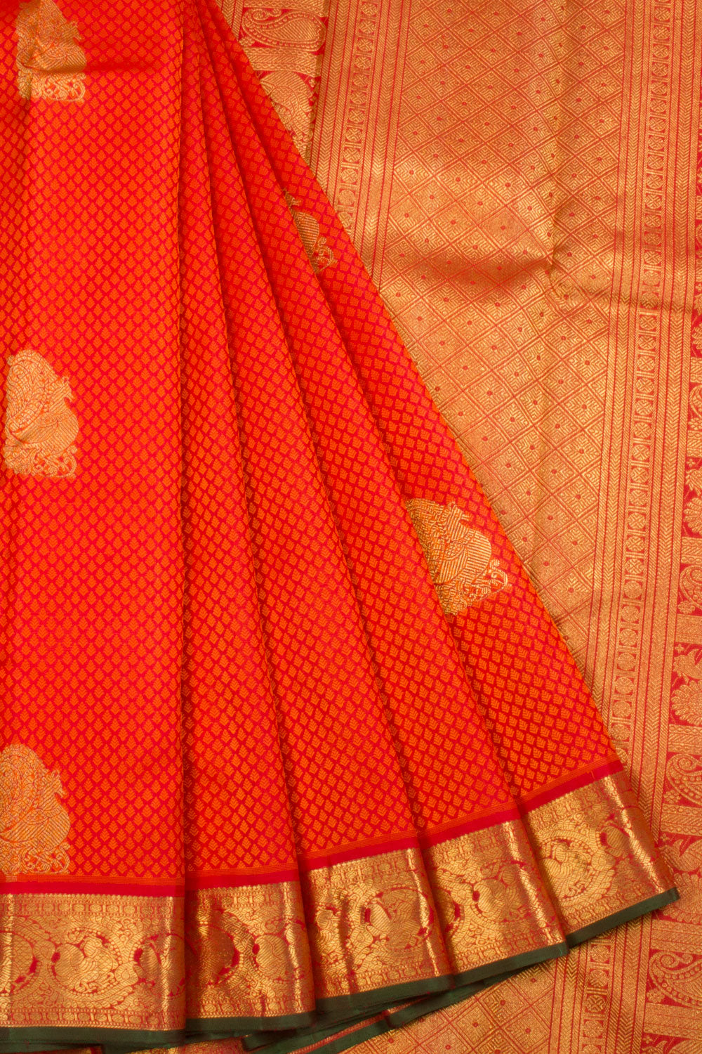 Scarlet Red Handloom Bridal Kanjivaram silk saree  - Avishya