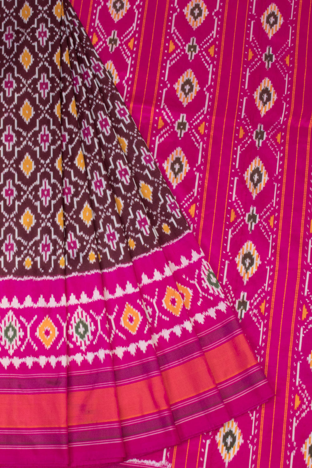 Brown  Handloom Pochampally Ikat Silk Saree 10067937