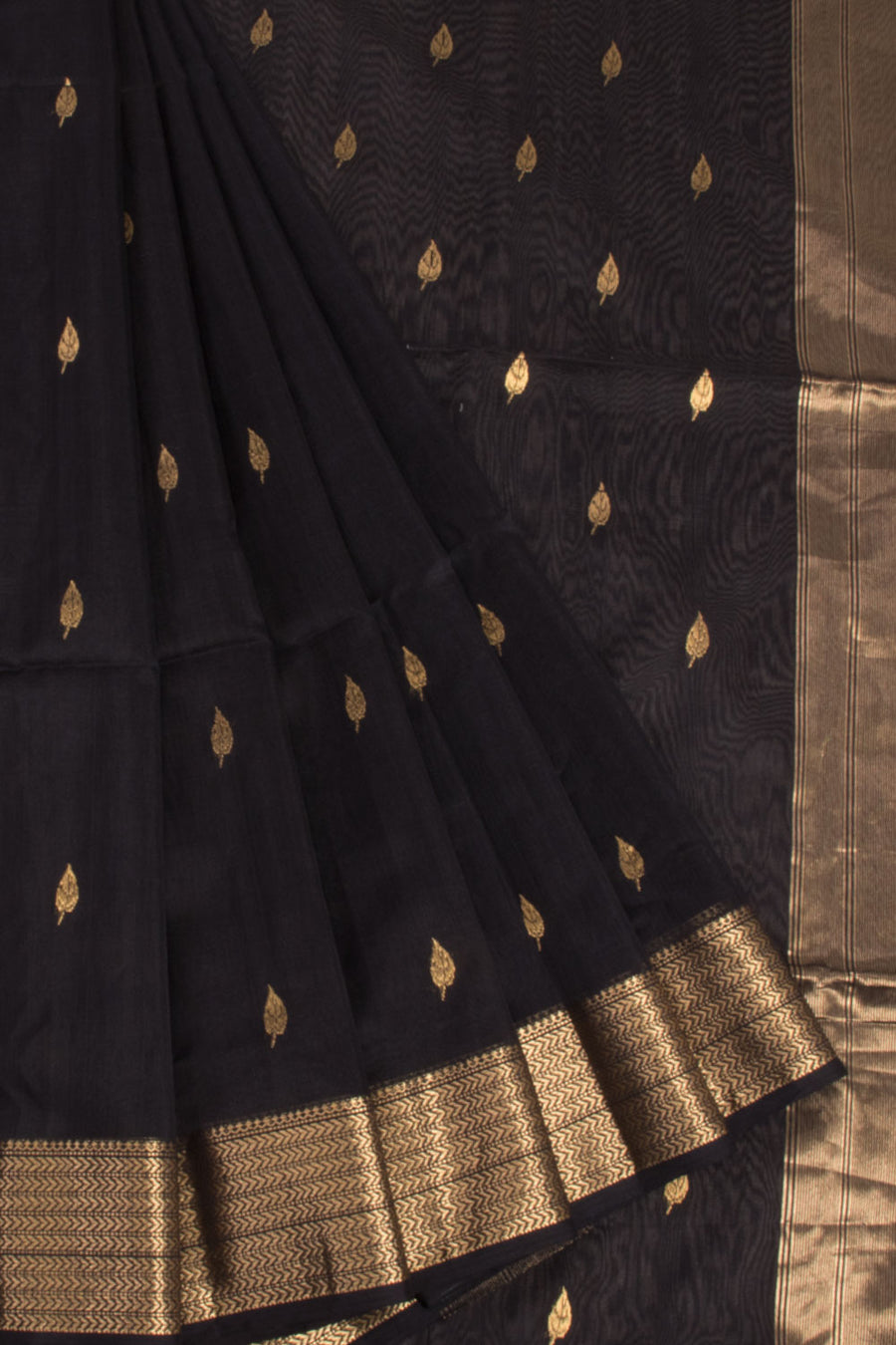 Black Handloom Maheshwari Silk Cotton Saree 10068876 - Avishya