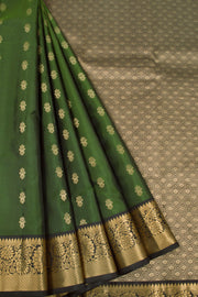 Kanjivaram Handloom Pure Silk Saree in Dark Forest Green with Zari Border and Pallu 10071871