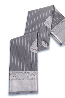 Grey Kanjivaram Vegan Silk Saree with Contrast Pallu 10074869