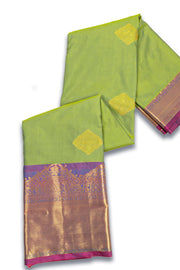 Green Kanjivaram Vegan Silk Saree with Contrast Pallu 10074879
