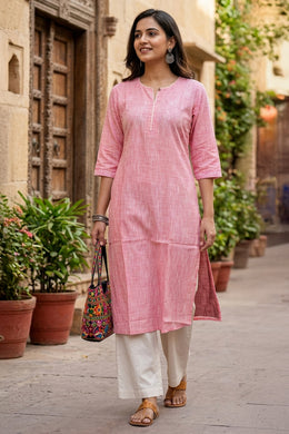 Pink Handcrafted Solid Style Embroidered Cotton Kurta 10077413