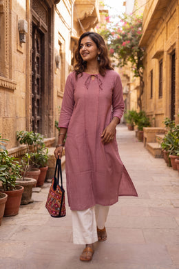 Dusty Pink Handcrafted Slub Cotton Kurta 10077431