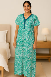 Blue Batik Printed Cotton Nightwear 10076182
