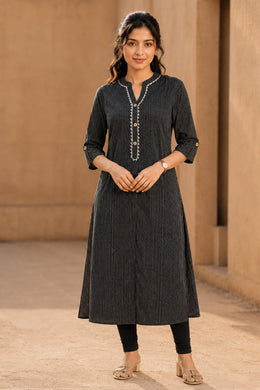 Rustic Black Hand Embroidered Cotton Kurta 10077657