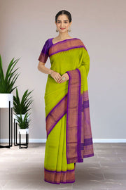 Green Gadwal Kuttu Silk Saree 10075427