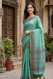 Green Vegan Silk Kanjivaram Saree With Checks Design 10076308