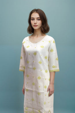 White Chikankari Embroidery Cotton Kurta 10071467