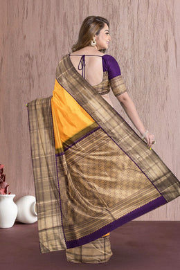 Gold Nakashi Kanjivaram Silk Saree 10075665