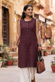 Maroon Handcrafted Stripes Kurta 10077466