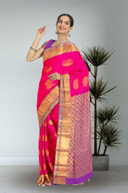 Magenta Kanjivaram Vegan Silk Saree with Contrast Pallu 10073887