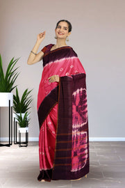 Pink Handcrafted Sungudi Cotton Saree 10074934