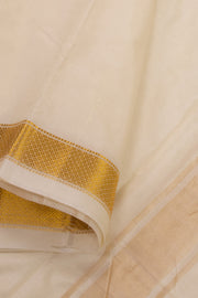 Vintage Gold Kanjivaram Silk 9 x 5 Dhoti With Gold Zari Border 10076406