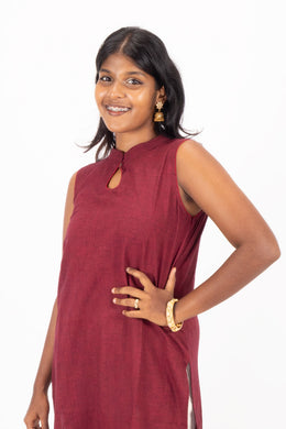 Maroon Handcrafted Solid Style Oxford Cotton Kurta 10074335