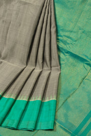 Grey Handloom Gadwal Kuttu Silk Saree 