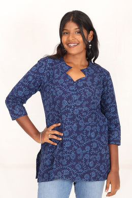 Ebullient Blue Kutchi Hand Block Printed Cotton Kurti 10071531