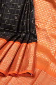 Black Gadwal Kuttu Silk Saree 10075422