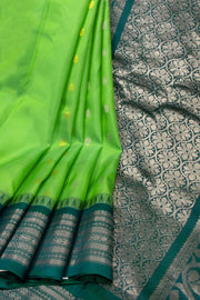 Green Gadwal Kuttu Silk Saree 10075432