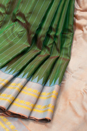 Green Gadwal Kuttu Silk Saree 10076198