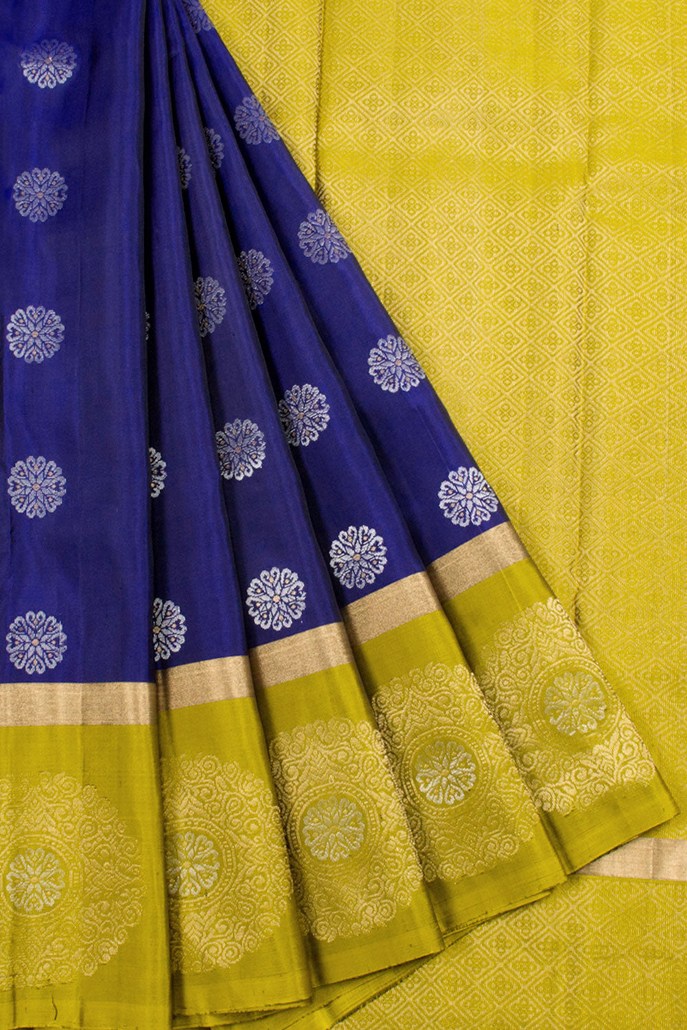 Azure Blue Handloom Kanjivaram Soft Silk Saree 10062447