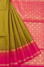 Green Handloom Kanjivaram Silk Saree 10070719 - Avishya