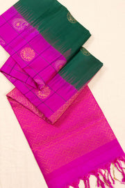 Green Handloom Kanjivaram Soft Silk Saree with Contrast Pallu 10074805