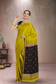 Green Maheshwari Silk Cotton Saree 10075264